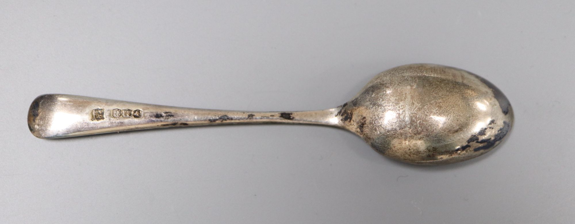 A set of six George V silver coffee spoons with shell terminals, by Thomas Bradbury & Sons, cased.